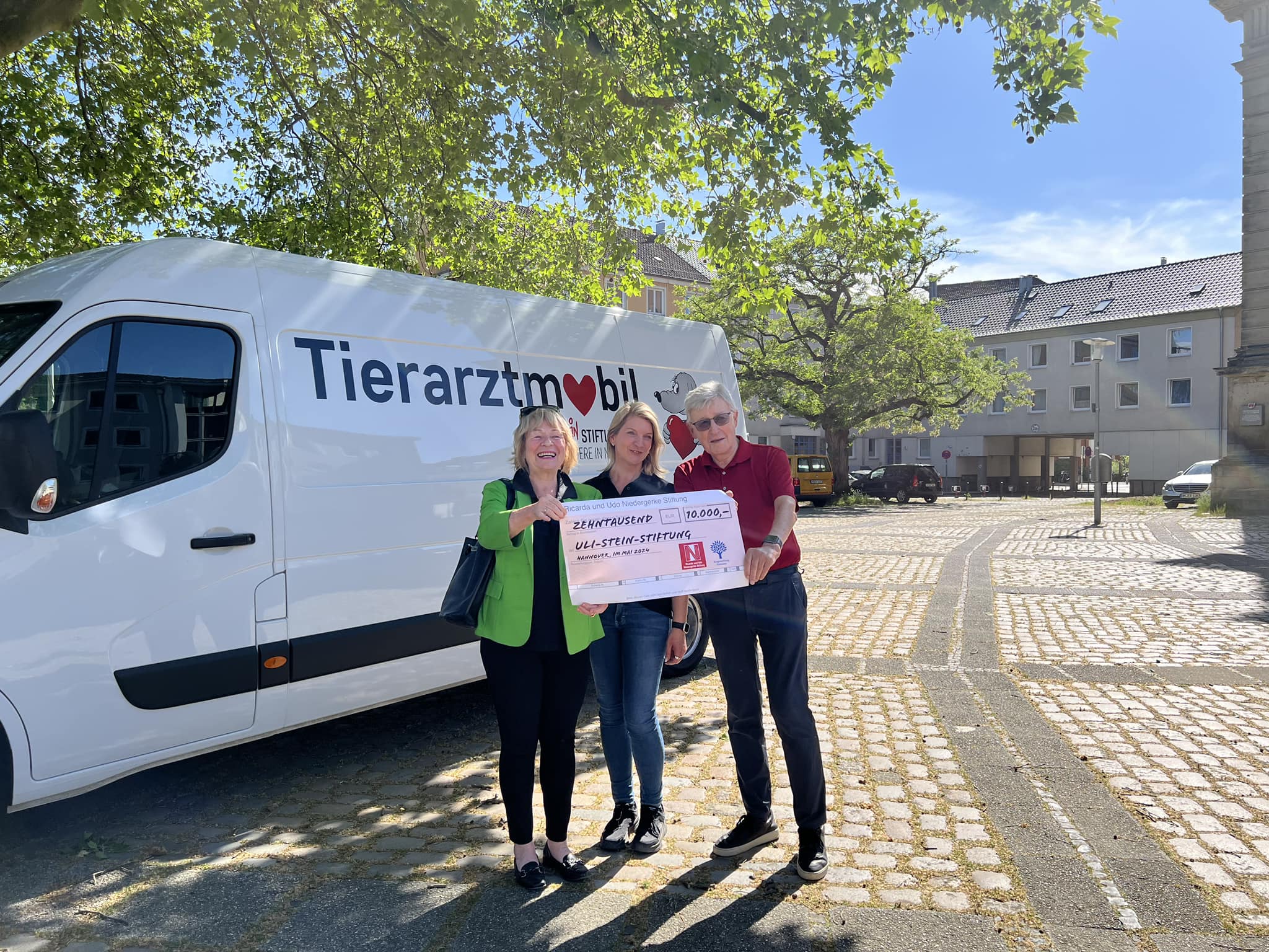 10.000,- EUR für das Tierarztmobil für Obdachlose in Hannover!
